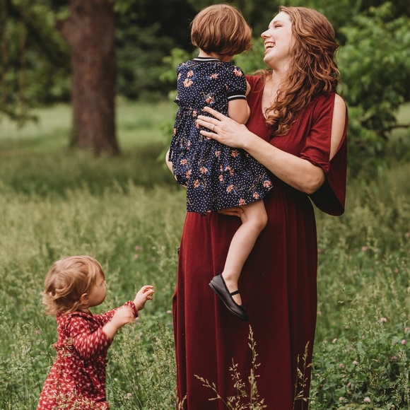 Meet your Posher, Ashley - Picture 2 of 4